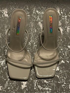 Women’s Square-Toe Strap Sandals in White